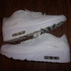 Mens Nike Air Max 90 Ultra 2.0 Essential Shoes 13